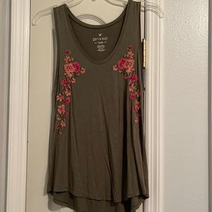 American Eagle soft and Sexy Olive green flowers